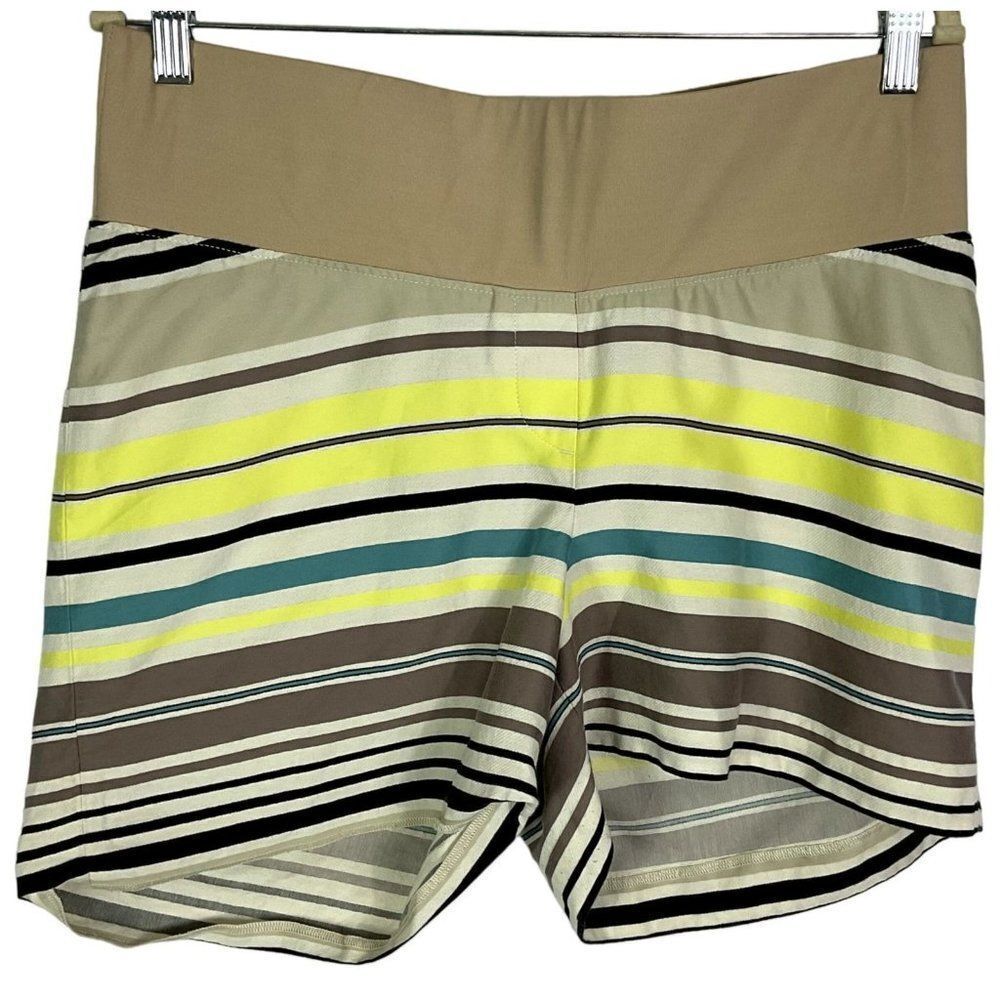 LOFT Maternity Shorts, size 10 maternity, 100% cotton, back slit-opening pockets